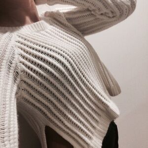 Elizabeth and James White Cropped Angora ivory Sweater - M